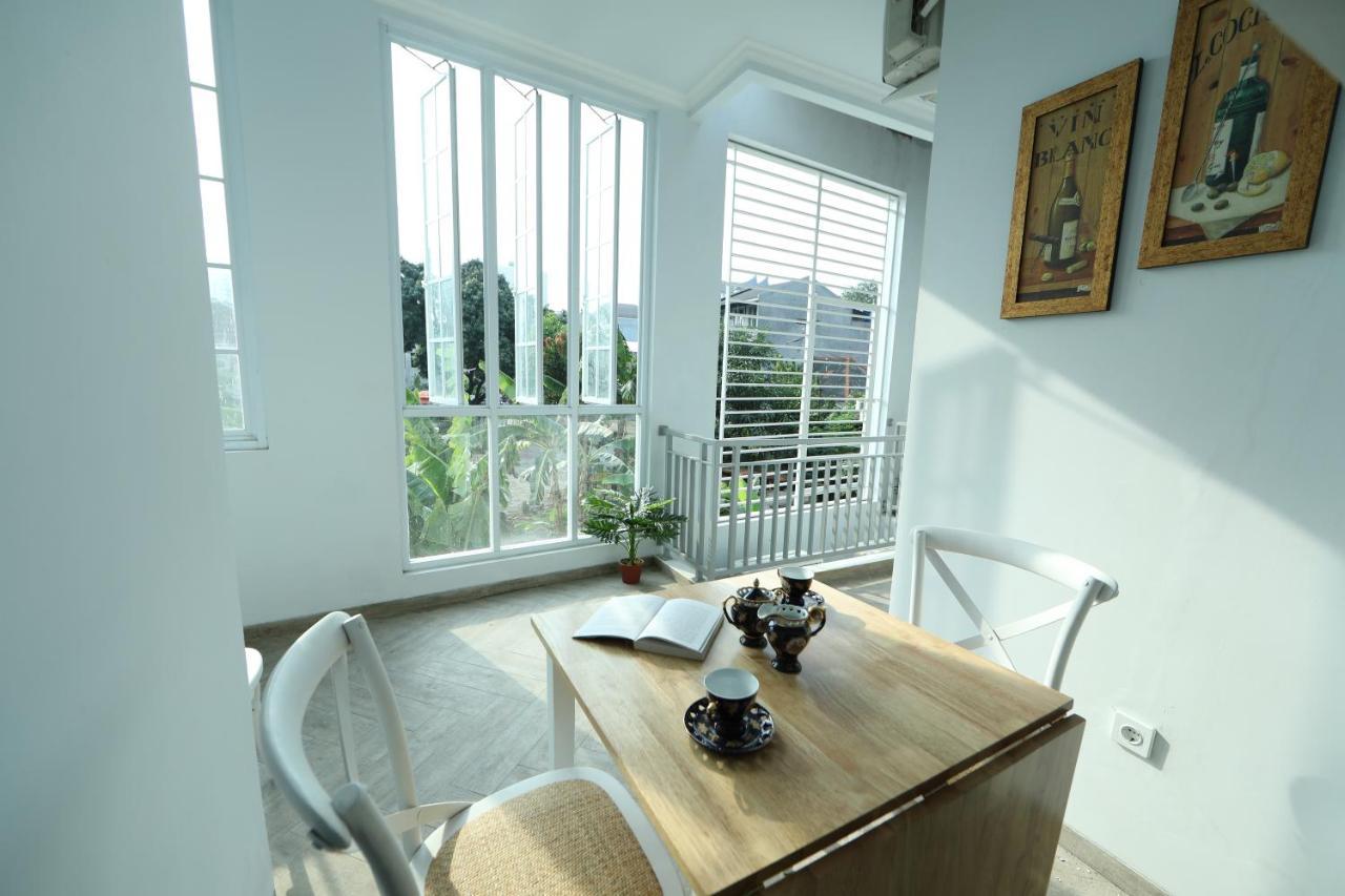 Nest Residence Jakarta Exteriör bild